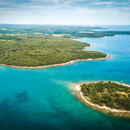 Сasa de vacaciones Cozy In With Outdoor Swimming Pool Rovinj